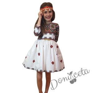 Детска рокля с фолклорни/етно мотиви в екрю тип носия с косичник подарък