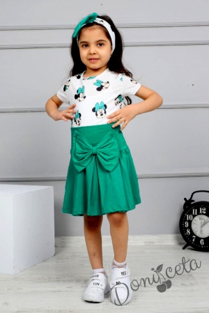 Детски комплект с къс ръкав в бяло с Мини Маус,поличка в зелено и лента за коса