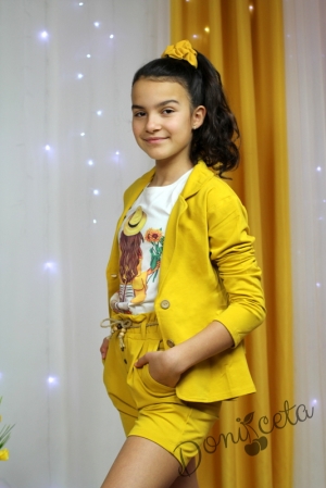 Комплект момиче от 3 части тениска, сако и къси панталони в цвят горчица 9