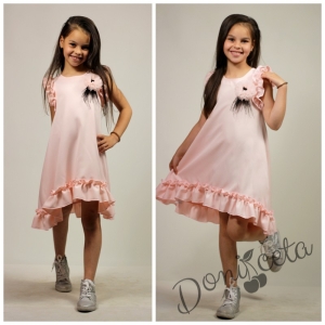 Официална /ежедневна детска рокля в розово с къдрички и розово цветенце отпред 