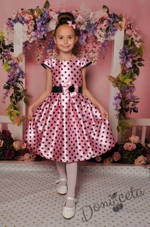 детска рокля на точки в розово