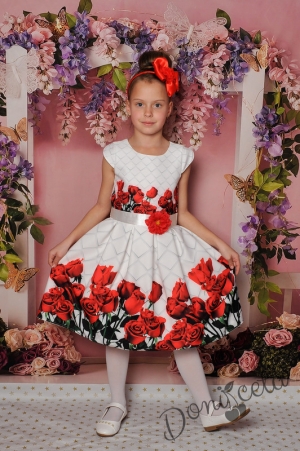 Официална детска рокля с къс ръкав в бяло на червени цветя 290Р