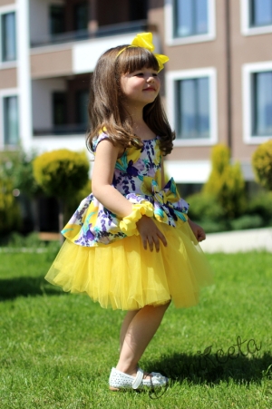 Комплект от детска рокля на цветя с тюл в жълто с лимони и болеро