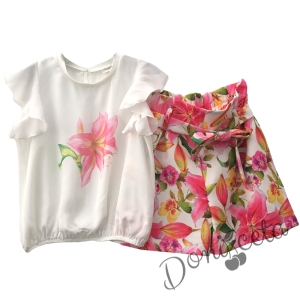 Комплект за момиче от тениска в екрю и къси панталоки на цветя