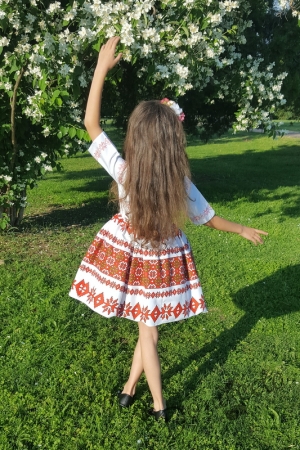 Детска рокля с фолклорни/етно мотиви тип носия 869239