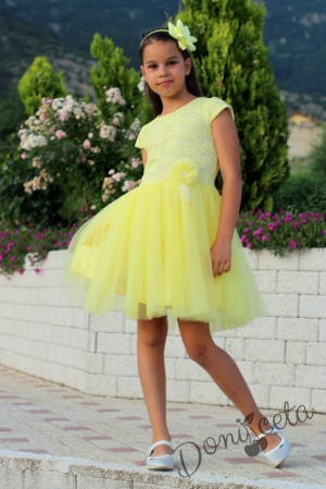 Официална детска дантелена рокля в жълто от дантела и тюл Палома