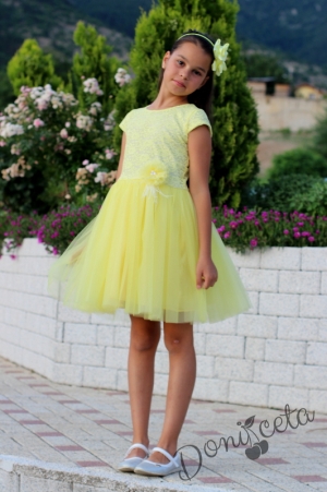 Официална детска дантелена рокля в жълто от дантела и тюл Палома