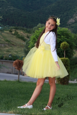 Детска официална рокля от дантела в жълто с мек тюл с болеро в бяло