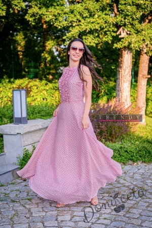Дамска дълга рокля в розово на точки от колекция "Майки и дъщери"