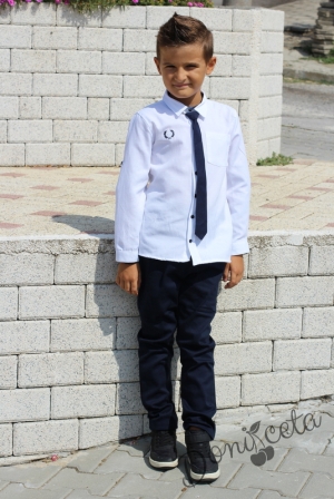 Официална детска риза с дълъг ръкав в бяло с вратовръзка