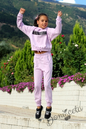 Комплект от панталон и блуза с дълъг ръкав в лилаво