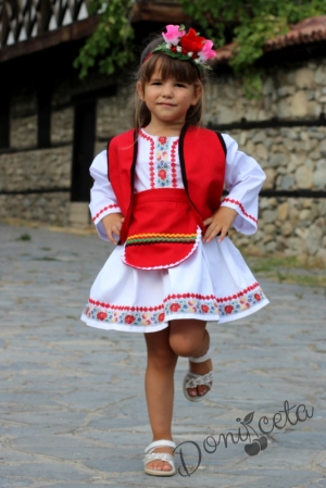 Детска носия- комплект пола, риза, елек и престилка с фолклорни/етно мотиви 