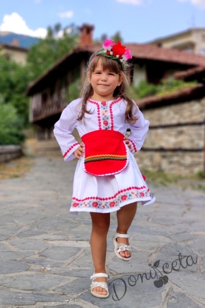 Детска носия 17-комплект пола, риза и престилка с фолклорни/етно мотиви 