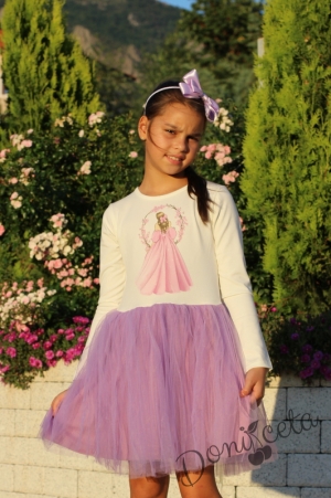 Детска рокля с дълъг ръкав в екрю с картинка на момиче и тюл в лилаво