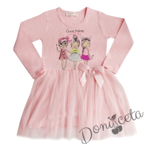 Детска рокля с дълъг ръкав с момиченца и тюл в розово