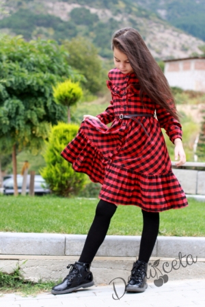 Детска рокля в червено каре
