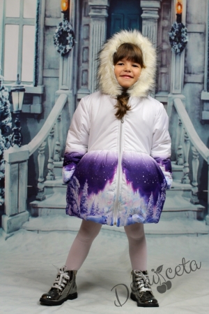 Детско зимно яке със снежна картинка със замък и качулка