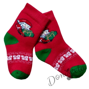 Детски коледни чорапи в червено и зелено с Дядо Коледа 