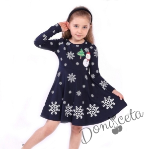 Детска рокля в тъмносиньо с дълъг ръкав и снежинки