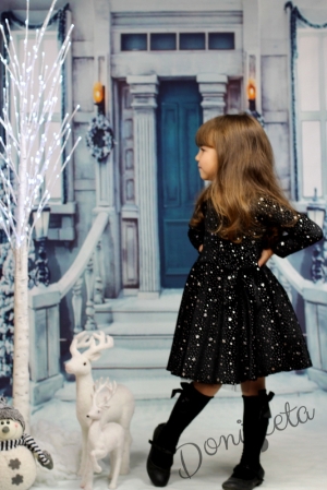 Детска рокля в черно с дълъг ръкав със звездички в сребристо 