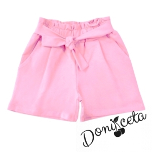 Детски комплект за момиче от къси панталонки, тениска и сако в розово 