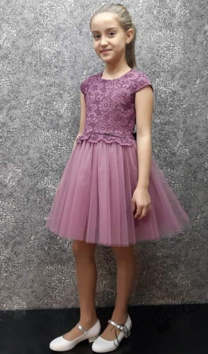  Official children's dress in dark blue with lace and tulle
