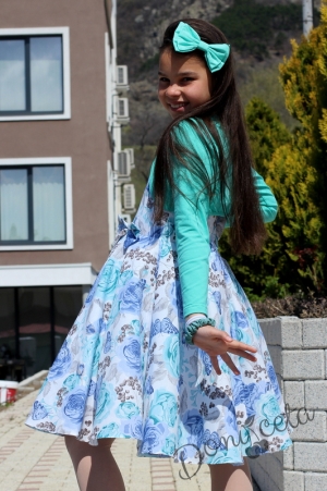 Детска рокля на цветя клош в светлосиньо с болеро