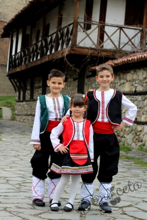 Детска носия 2-риза, пола, елек и престилка с фолклорни/етно мотиви 