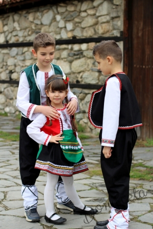 Детска носия момиче 28-риза, пола, елек и престилка с фолклорни/етно мотиви 