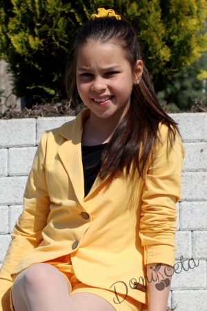 Детско сако за момиче в жълто с къдрички и панделка отзад