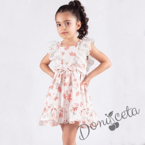 Ежедневна детска рокля с къс ръкав в бяло на цветя 946546