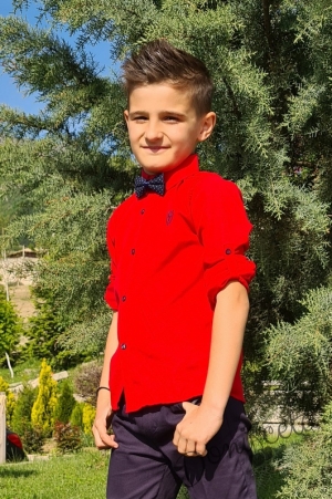 Детска риза с дълъг ръкав в червено с тъмносиня папийонка на точки