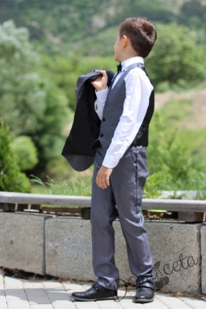 Официален костюм за момче в сиво от 5 части със сако