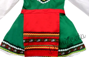 Детска носия 27-сукман в зелено и престилка с фолклорни/етно мотиви 