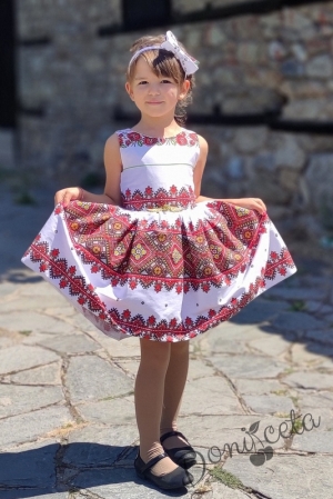 Детска рокля без ръкав с фолклорни етно мотиви тип носия  2