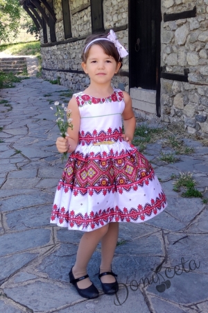 Детска рокля без ръкав с фолклорни етно мотиви тип носия  3