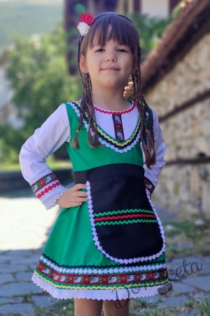 Детска носия 37-сукман в зелено и престилка с фолклорни етно мотиви  6