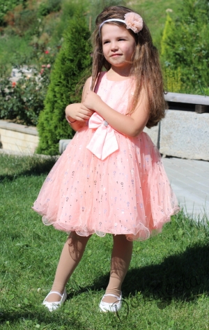Официална детска рокля без ръкав в прасковено с тюл 835433225