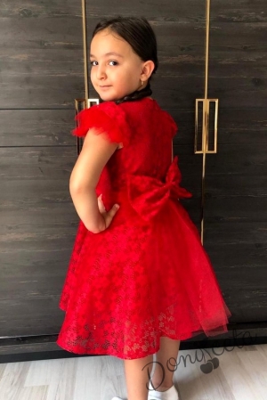 Детска рокля с къс ръкав от дантела и тюл в червено