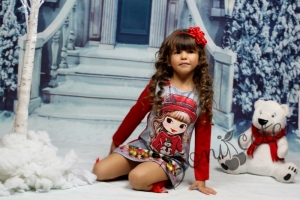 Коледна детска права рокличка с дълъг ръкав с картинка на момиченце