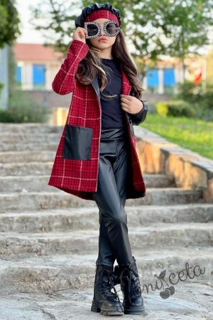 Комплект за момиче от блуза в черно, клин, шапка и манто в червен пепит