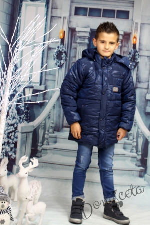 Детско зимно яке за момче в тъмносиньо с джобове и с качулка3