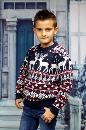 Детски  коледен пуловер в тъмносиньо с елени 4