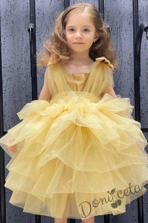 Официална детска рокля без ръкав с тюл на пластове в златисто2