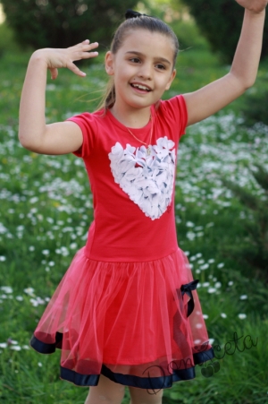 Лятна детска рокля в цвят малина със сърце
