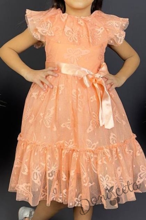 Детска рокля в прасковено с къс ръкав и панделка за коса с пеперуди4