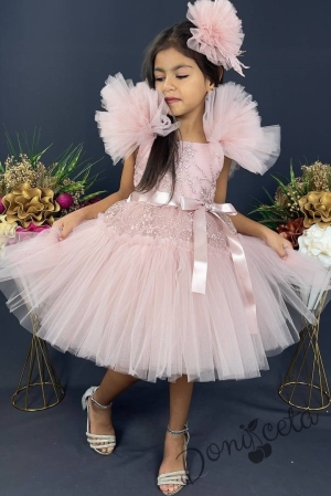 Официална детска рокля с  тюл и помпони  в розово с дантела 1