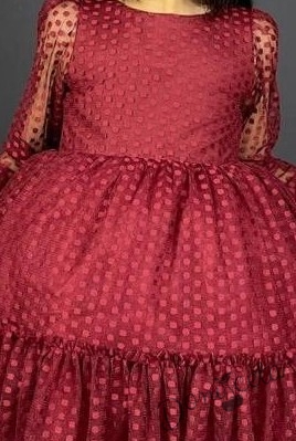Детска рокля с ръкав 7-8 в бордо с точки Зея 2
