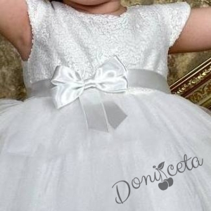 Официална детска рокля с къс ръкав в бяло на пластове с панделка 2