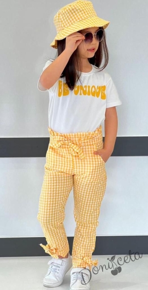 Летен детски комплект от тениска и панталон в бяло и жълто с шапка 1